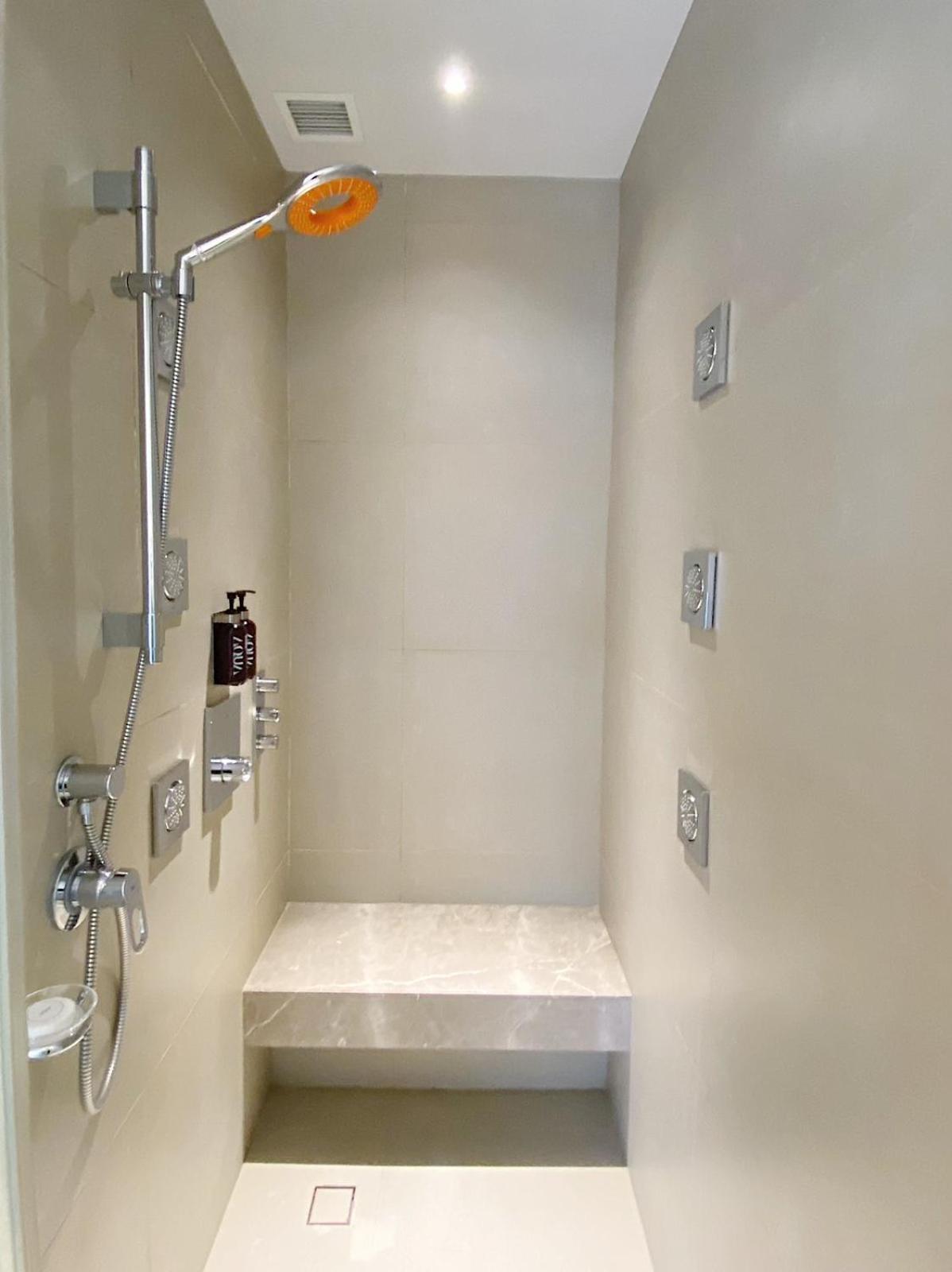 Brittany Hotel Bgc Taguig Luaran gambar